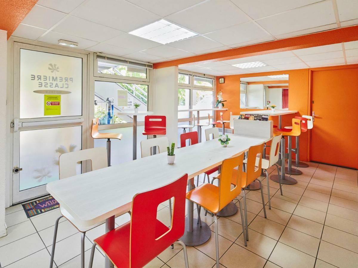 Premiere Classe Melun Senart Vert-Saint-Denis Exteriör bild